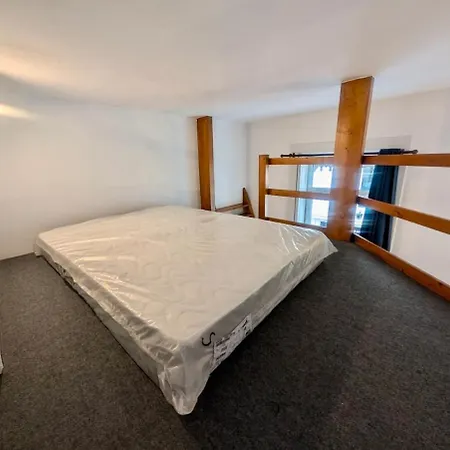 - Alsace Lorraine & Train Station - Prime Location Near Amenities Grenoble