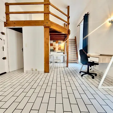 - Alsace Lorraine & Train Station - Prime Location Near Amenities Apartment *